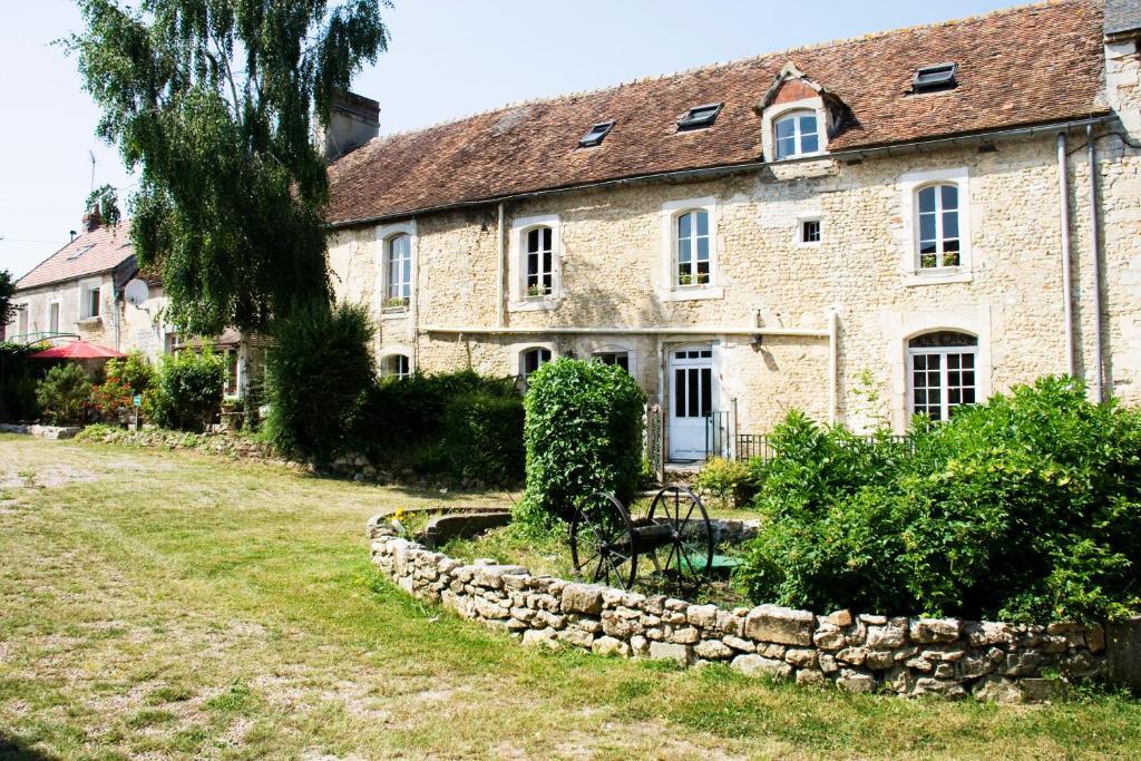 La Vieille Ferme Bed and Breakfast Fresne-la-Mere Buitenkant foto