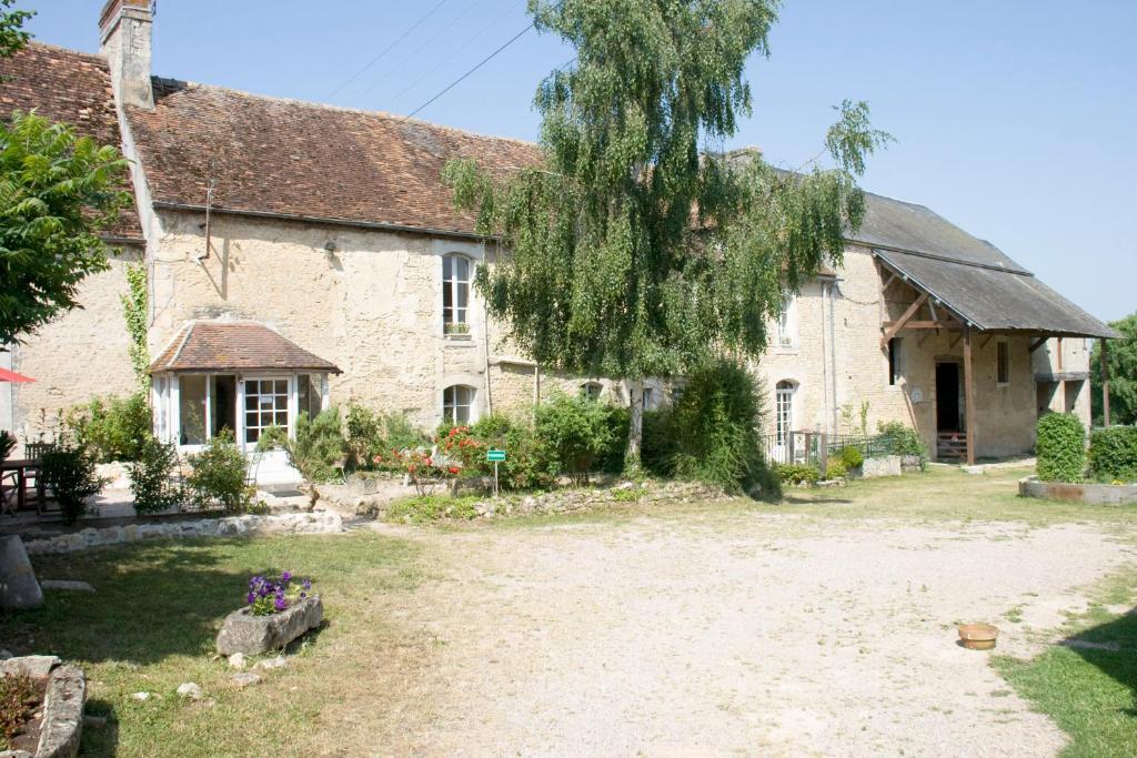 La Vieille Ferme Bed and Breakfast Fresne-la-Mere Buitenkant foto