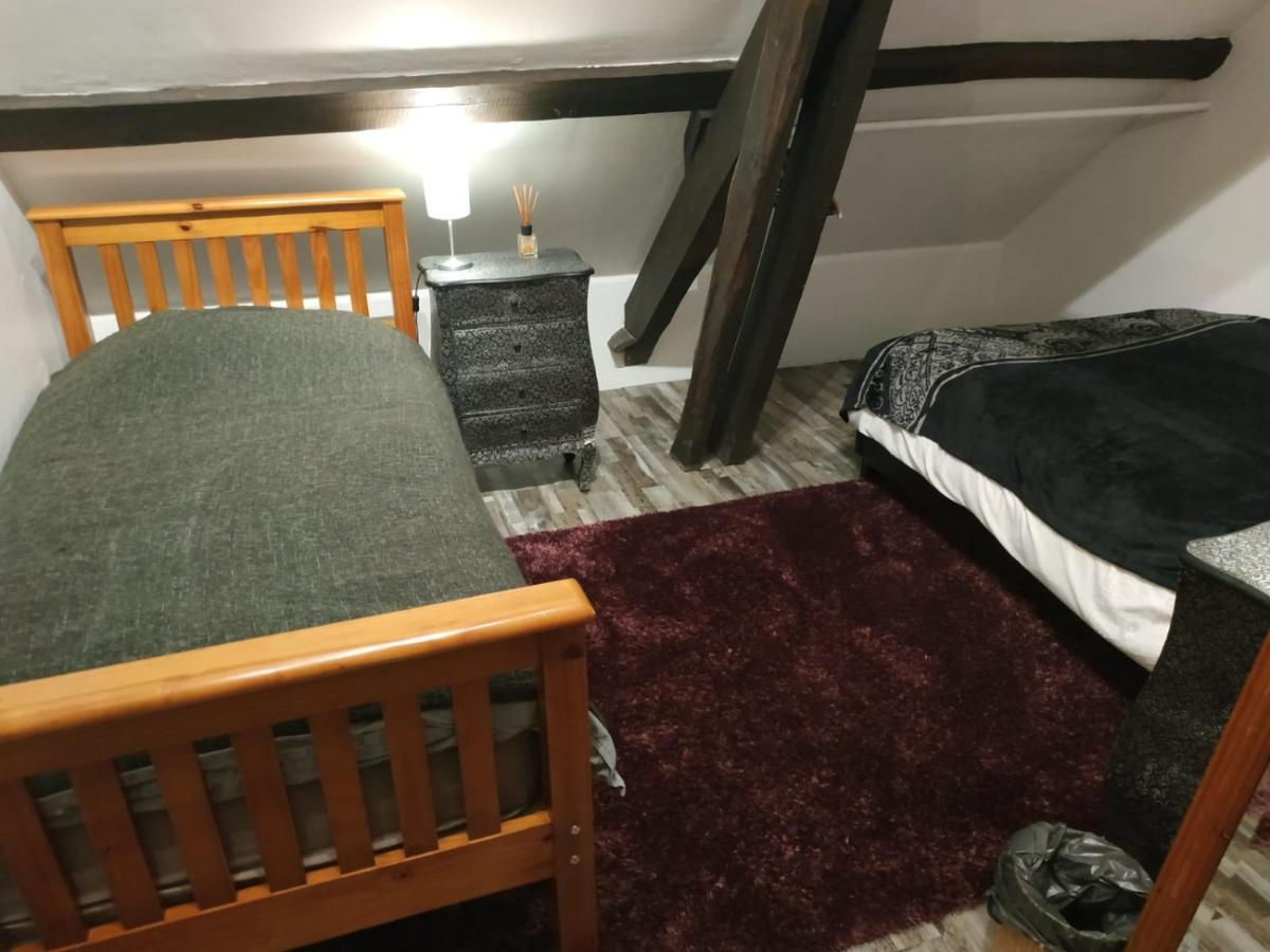 La Vieille Ferme Bed and Breakfast Fresne-la-Mere Buitenkant foto